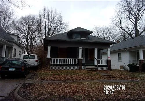 982 W Packard St photo 1