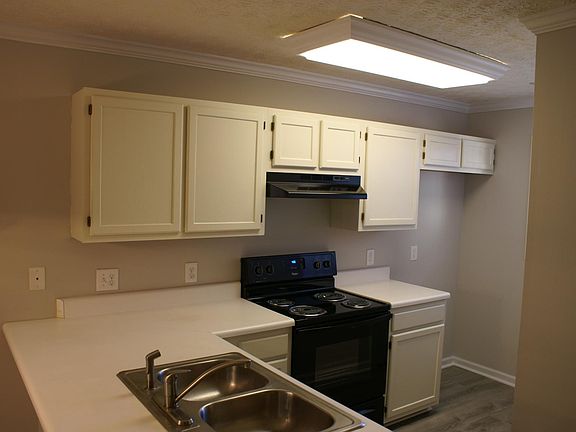 new range and dishwasher