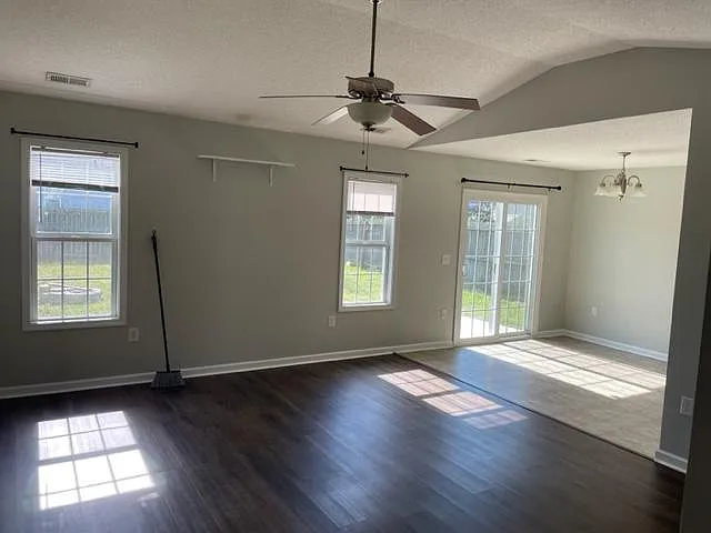 2841 Weathersby Dr — Photo 6