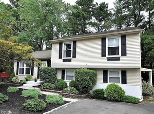 4 Chadsford Ct, Marlton, NJ 08053