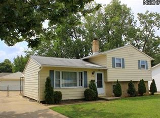 7508 Goldenrod Dr, Mentor On The Lake, OH 44060