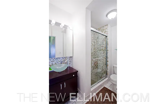 Sold by Douglas Elliman | media 20