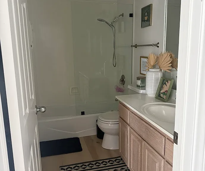 1049 Beryl St — Photo 15