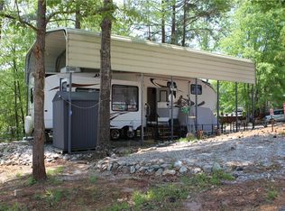 1114 Loch Ln, Westminster, SC 29693