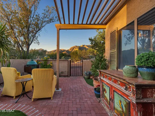 6524 N Foothills Dr, Tucson, AZ 85718