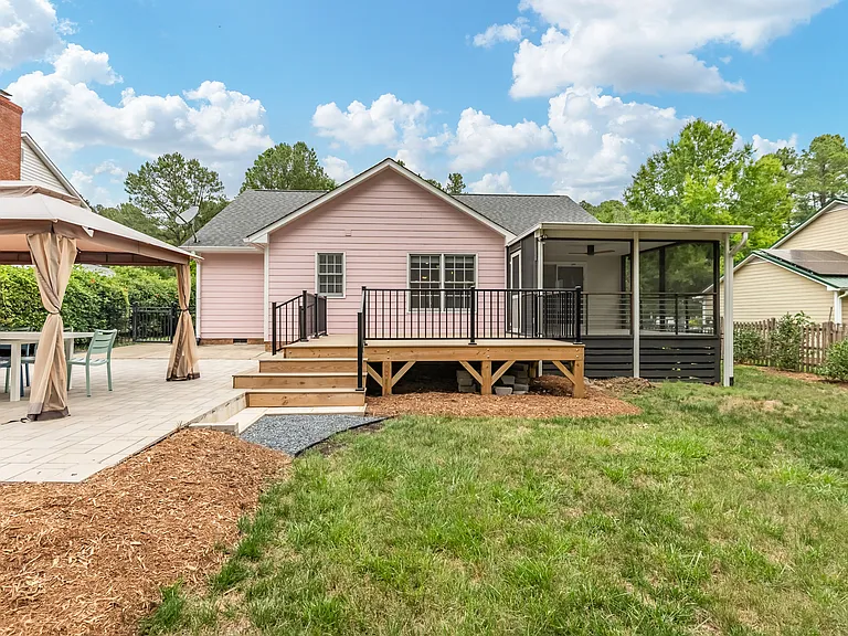 4 Kandes Ct — Photo 32
