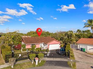 San Sebastian Unit No 5, Miami, FL 33175