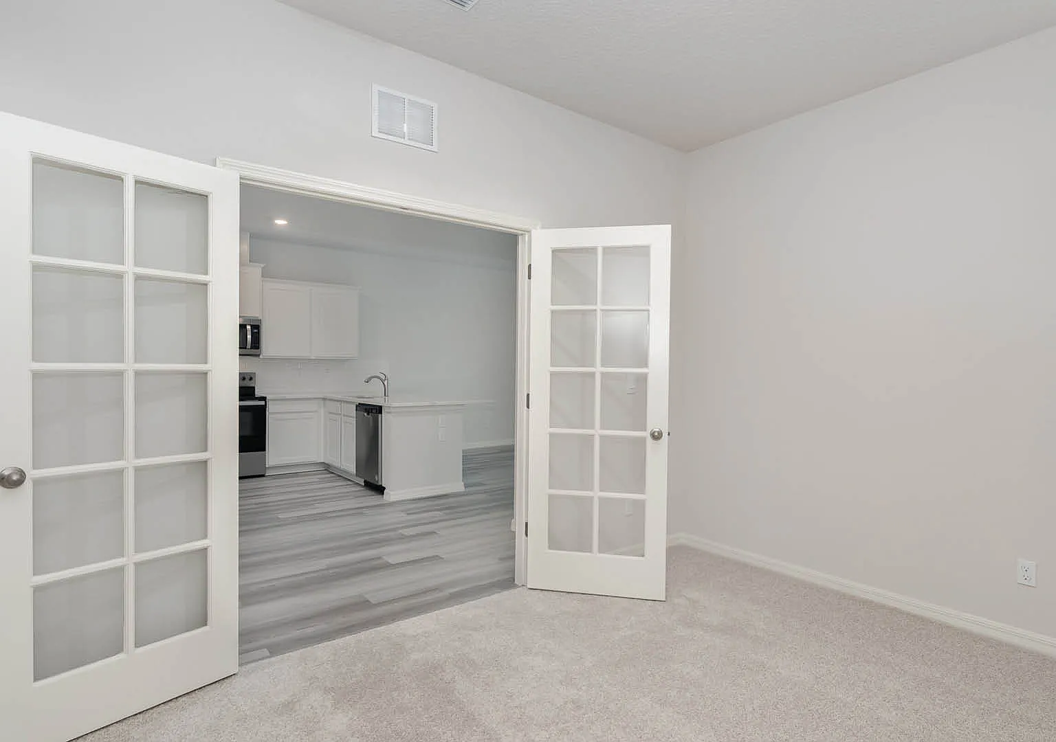 2 bed, 1516 sqft, $2,200 — Photo 3