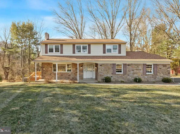 3060 Cloverly Dr, Furlong, PA 18925