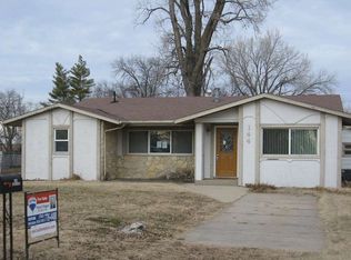 144 Lakeside Dr, Council Grove, KS 66846