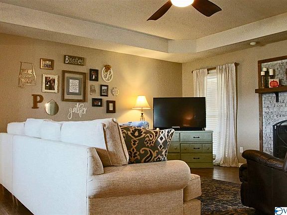 5th image of 105 Indian Trace Cir