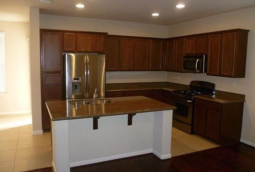 3rd image of 167 Talmont Cir #167