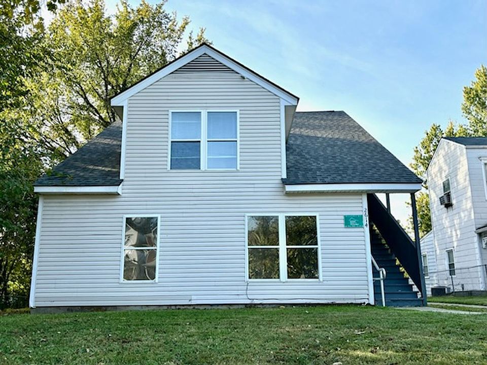 1st image of 2614 W Jefferson St APT 3