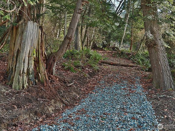 4th image of 0 XXX Cultus Bay Road