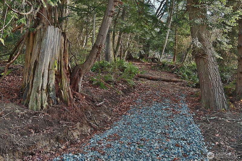 4th image of 0 XXX Cultus Bay Road