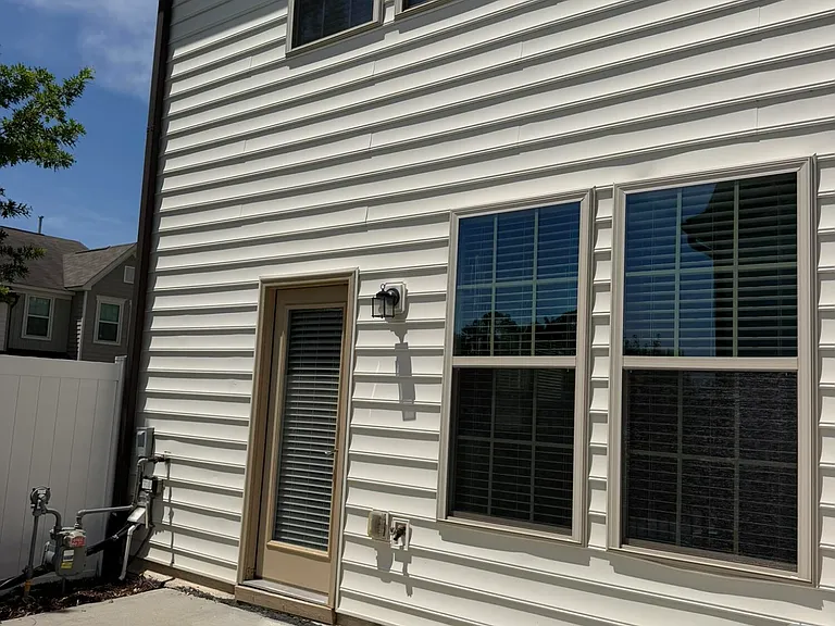 221 Irving Way — Photo 19