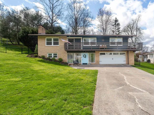 157 Scenery Dr, Morgantown, WV 26505