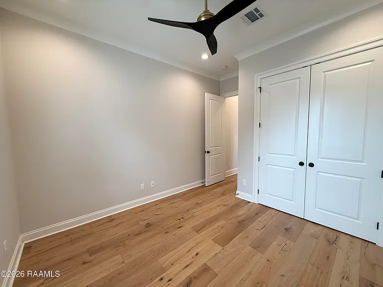 102 Orchard Park Ave — Photo 31