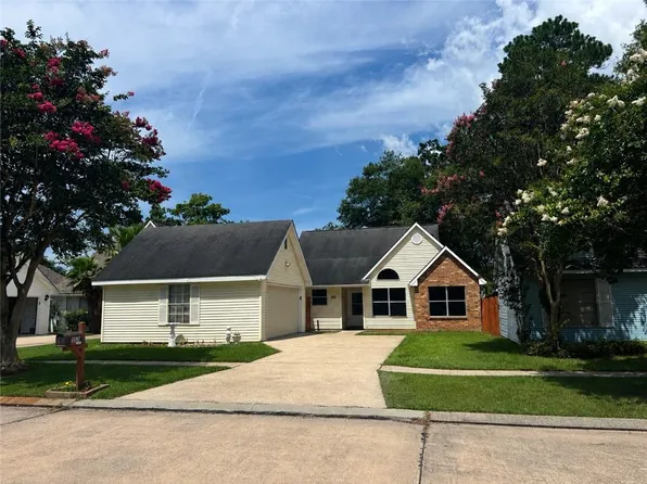 355 E Suncrest Loop, Slidell, LA 70458