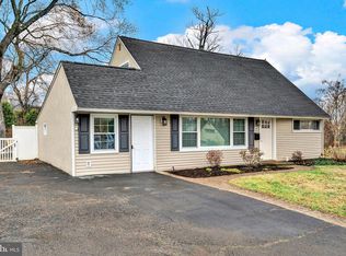 6 Unity Turn, Levittown, PA 19056