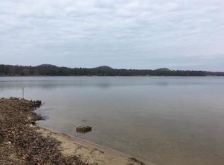 7495 S Harbor Dr, Pentwater, MI 49449