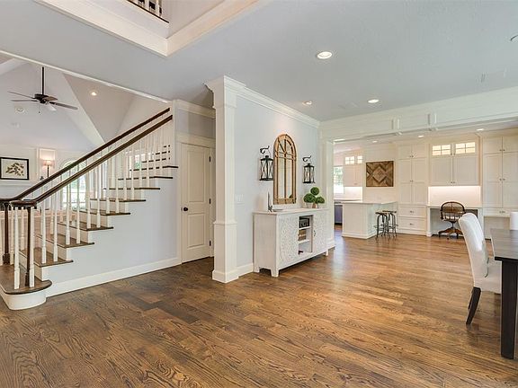 5th image of 1300 Oak Springs Ln