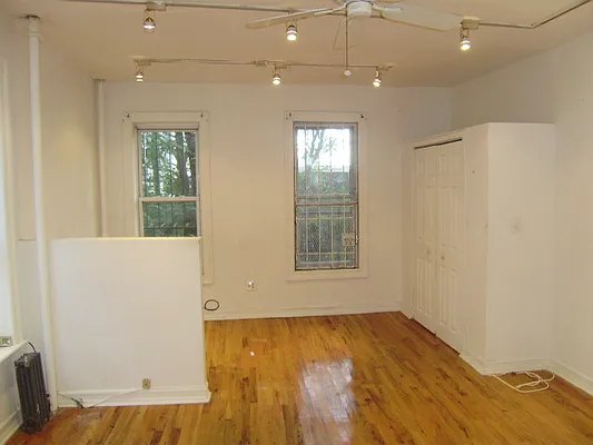 Rented by Mauro Bros Real Estate Services LLC | media 10