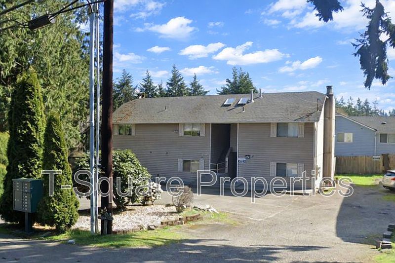 1st image of 2720 204th St SW #B