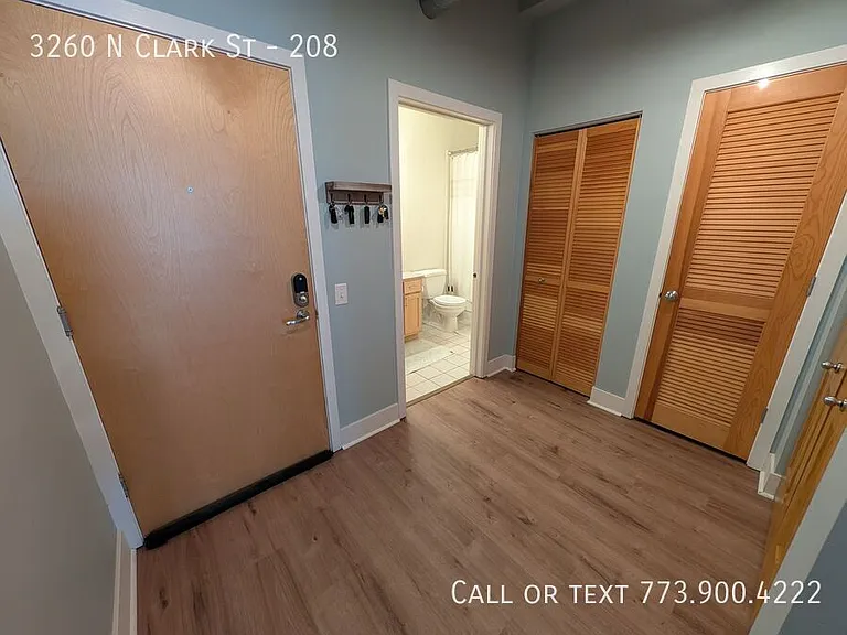3260 N Clark St #208 — Photo 12