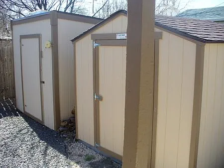 857 N Pine St — Photo 4