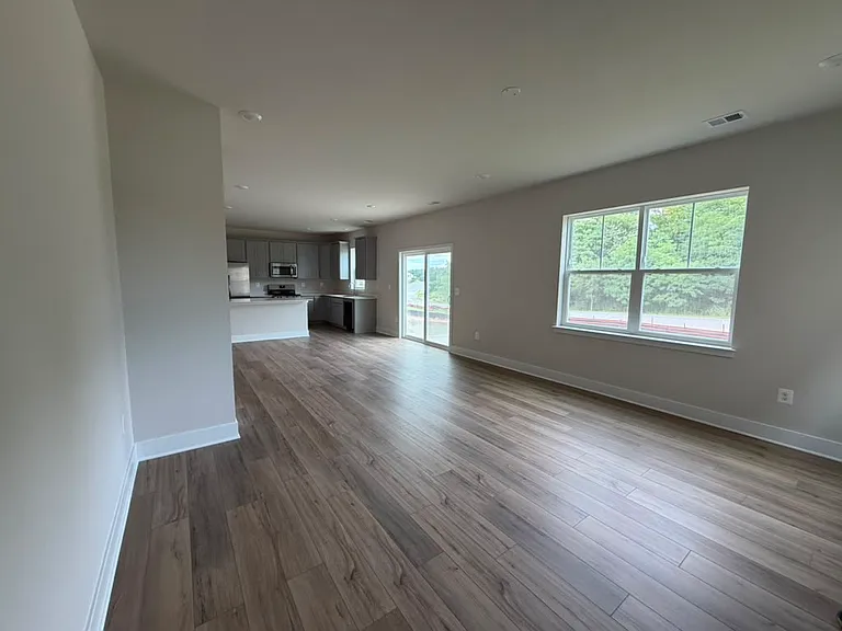 457 Gravenstein Ln — Photo 12