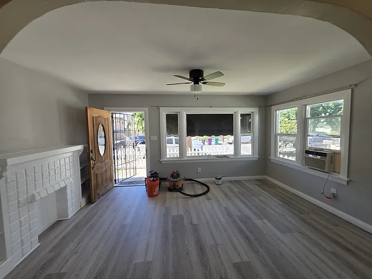 270 Newport Ave #B — Photo 17