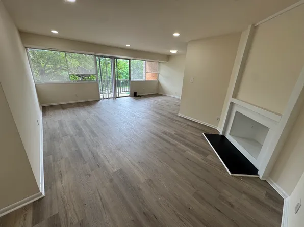 5801 Quantrell Ave APT L9, Alexandria, VA 22312