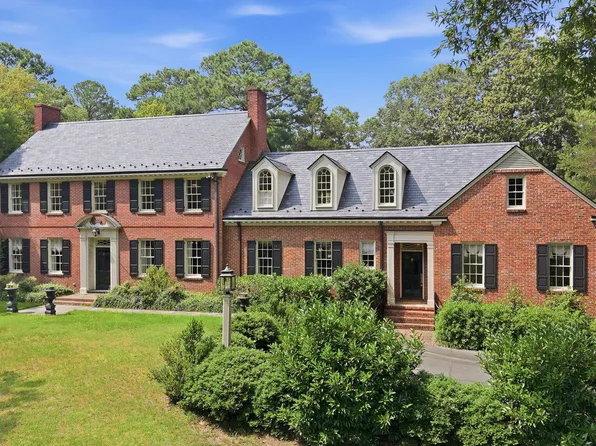 608 Raleigh Road Pkwy, Wilson, NC 27893