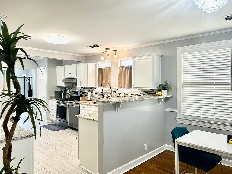 5057 Blackburn St — Photo 34