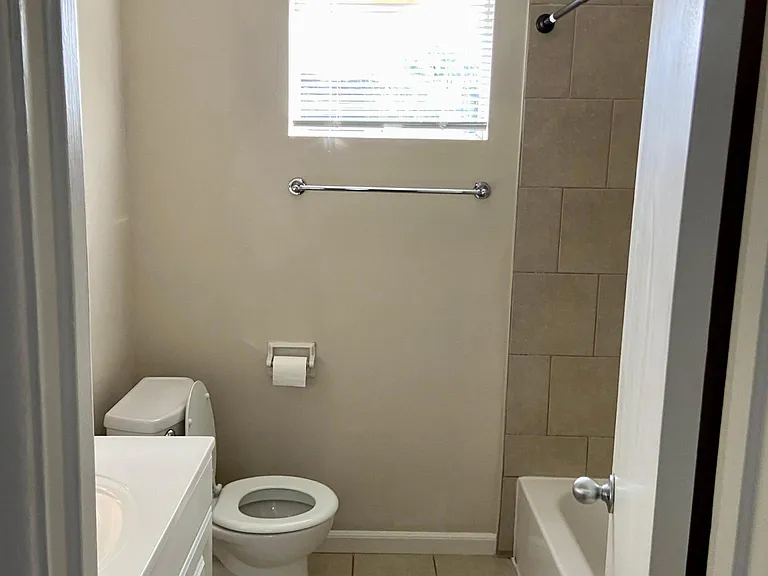 1608 Colquitt St #4 — Photo 14