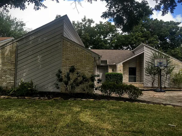 1914 Mustang Springs Dr, Missouri City, TX 77459