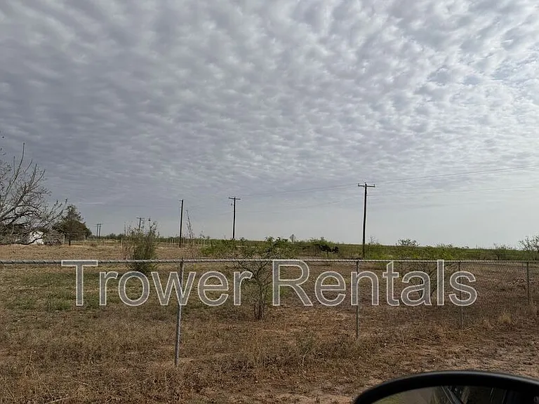 9016 W Valley Meadow Ln — Photo 2
