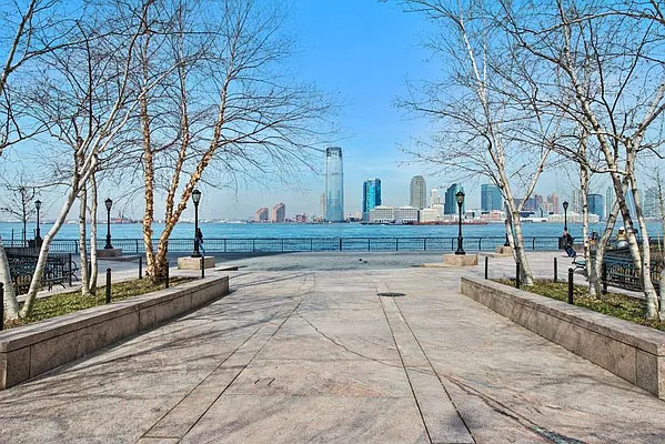 Rented by Keller Williams NYC | media 18