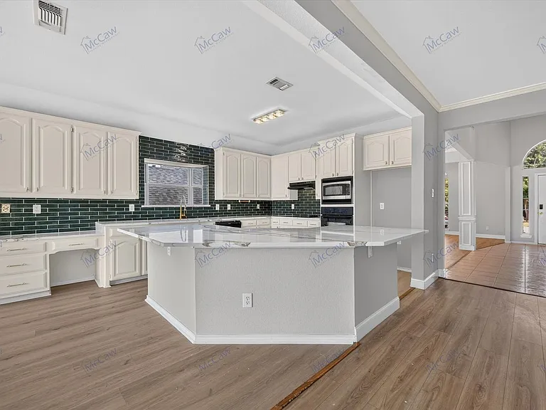 305 Brazil Dr — Photo 12