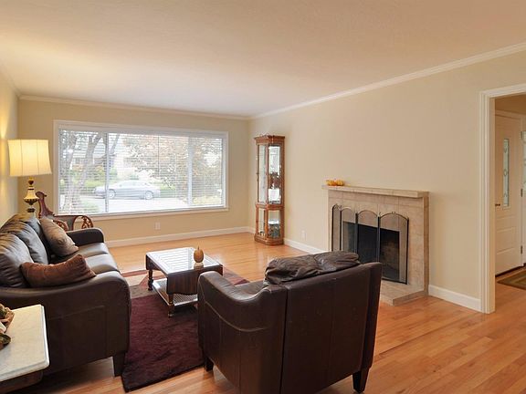 3rd image of 5538 Blossom Terrace Ct