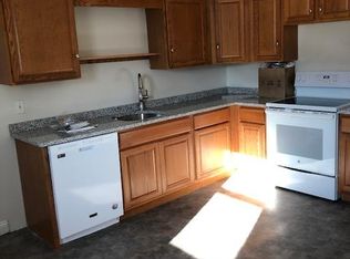 10 Broad St APT E, Medway, MA 02053