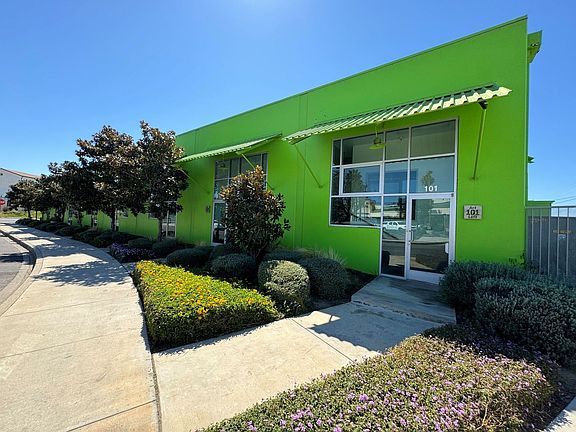 3rd image of 2201 Statham Blvd #104