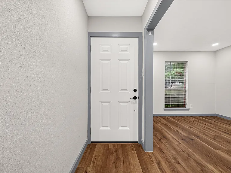 3102 Knotty Oaks Trl — Photo 4