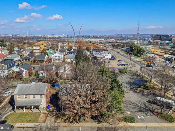 925 S Orme St, Arlington, VA 22204