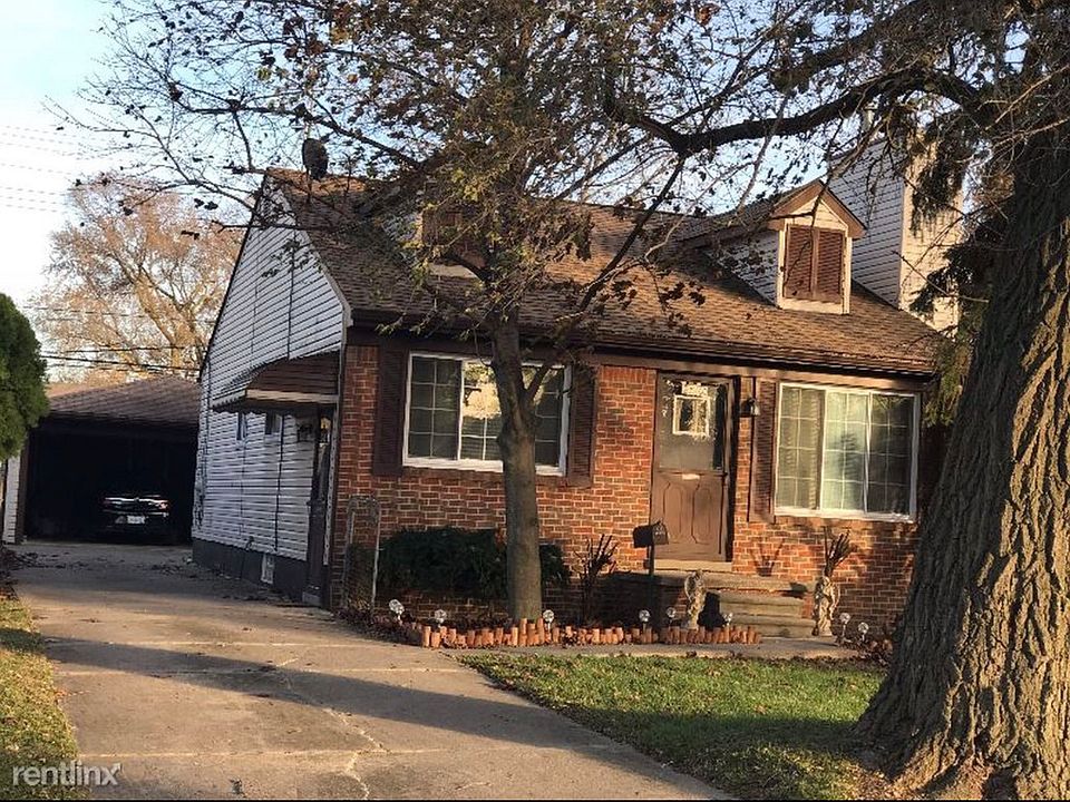 1st image of 25160 Dale St