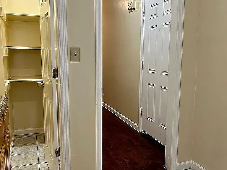 318 16th Ave #2L — Photo 4