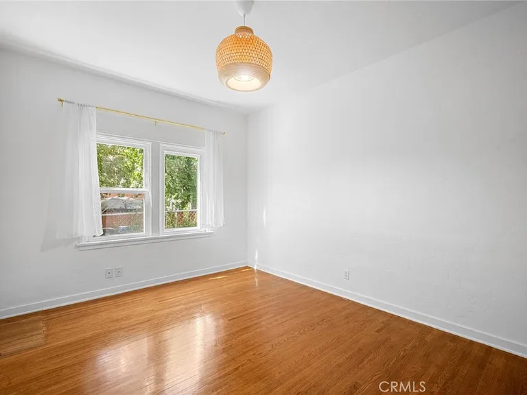 216 E Windsor Rd #2 — Photo 13