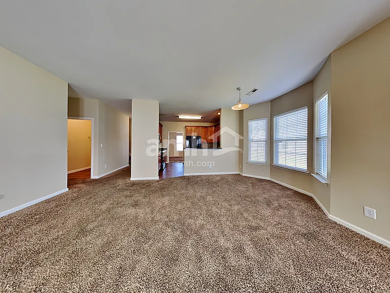 7740 Desoto Dr — Photo 6