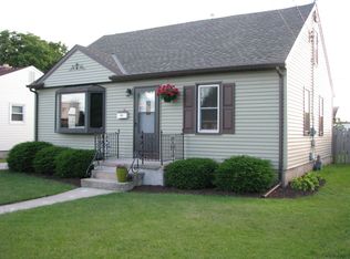 1134 S 26th St, Manitowoc, WI 54220